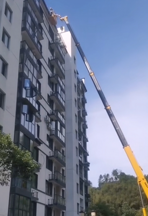 泽州县8-70吨小型吊车租赁 货物装卸吊装运输 随叫随到