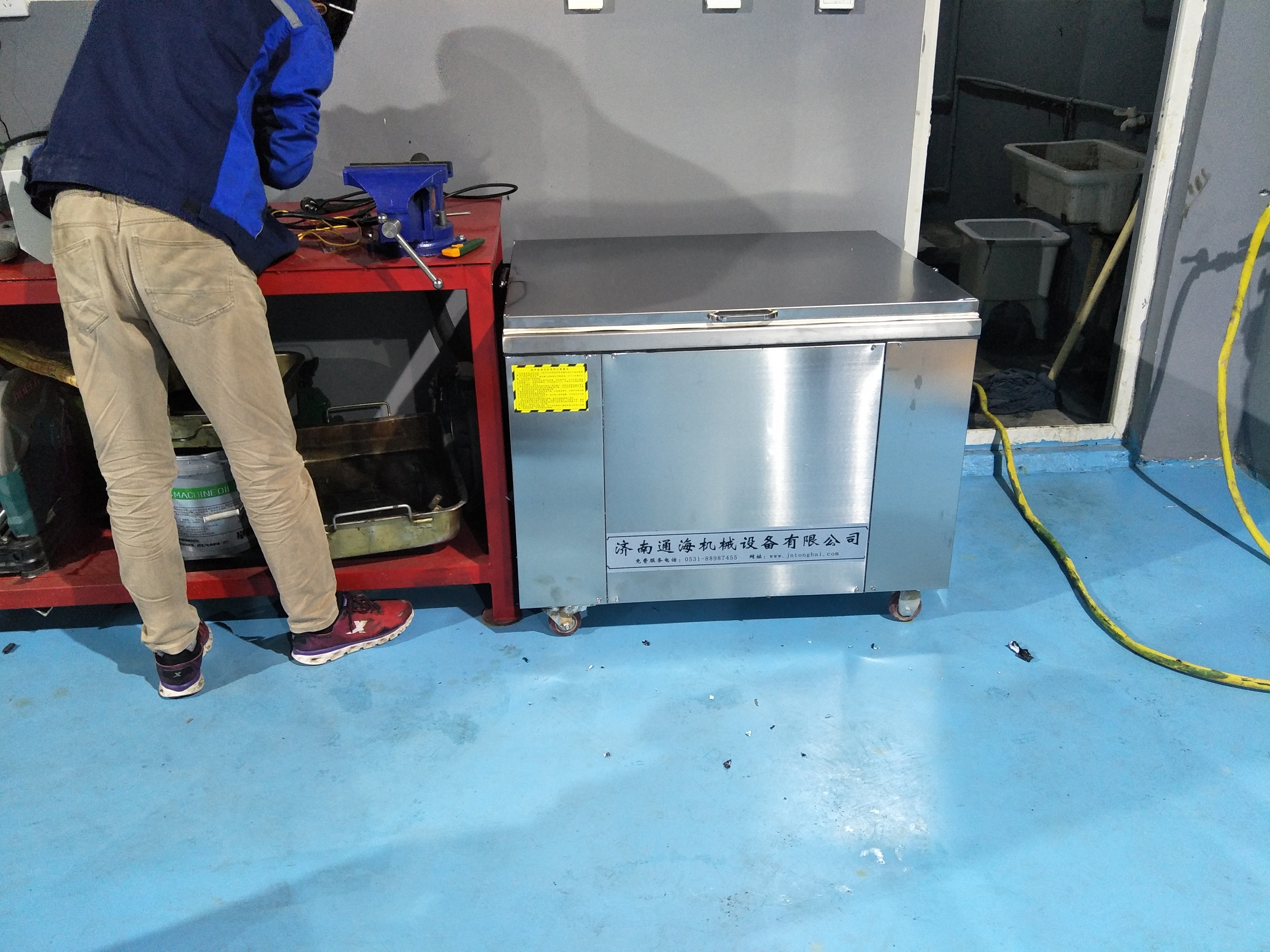 熔喷布模具清洗机、模具清洗机  、 单槽超声波清洗机