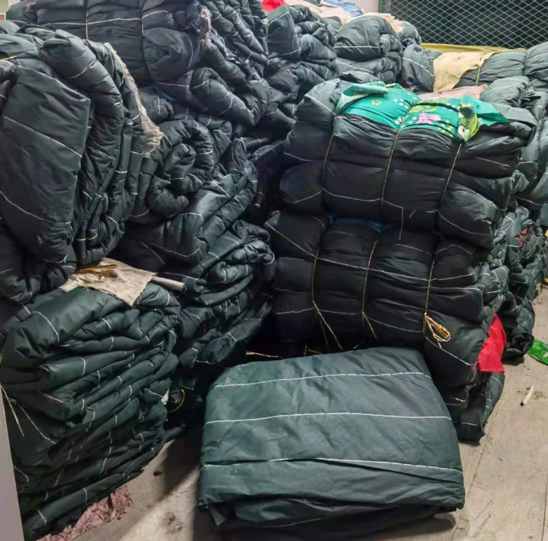   批发加厚防火阻燃工程保温棉被   工业保暖蔬菜温室大棚保温被