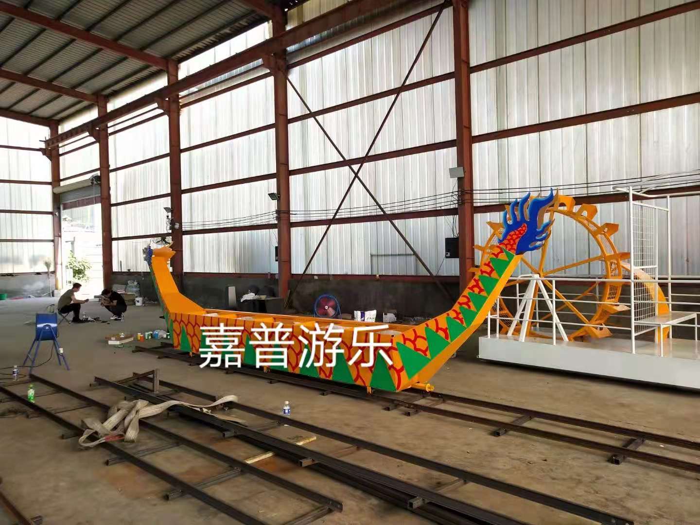 旱地赛龙舟设备定制厂家 新晋网红龙舟比赛设备