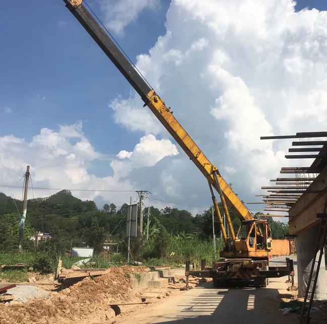 郁南县吊车出租公司多规格吊车 8-100吨郁南县吊车出租报价咨询