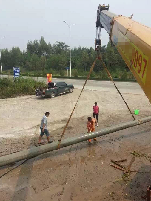 公安县16-300吨吊车出租 公安县高空作业吊车租赁价格