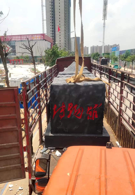 五峰自治县吊车8-500吨吊车出租价格 欢迎咨询