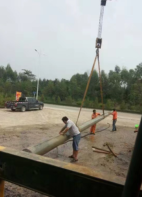 监利县12-400吨吊车租赁电话 监利县本地设备搬迁搬运业务