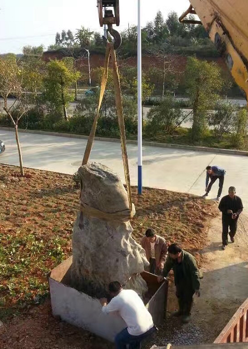 江陵县8-500吨吊车租赁 江陵县起重机械设备出租价格 一天价格费用