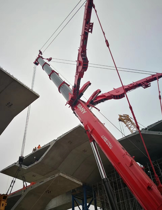 肇东吊车租赁8-160吨 起重机出租价格设备吊装公司