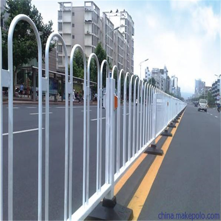 潍坊道路围栏  市政护栏  公路防护栏加工