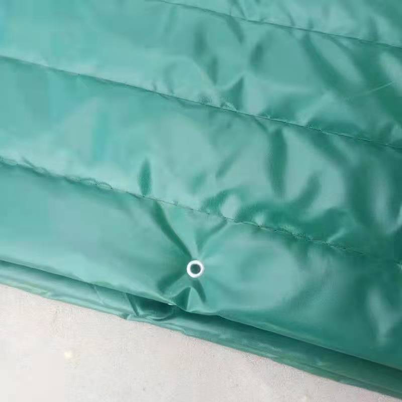 河北厂家供应御寒桥梁工地铺路保暖防晒棉被大棚棉被