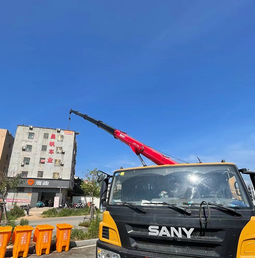 响水县8-80吨汽车吊出租 钢结构吊装安装 日租月租报价