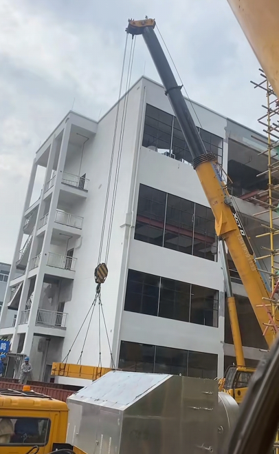 海陵区8-200吨汽车吊出租 钢结构吊装安装 日租月租均可