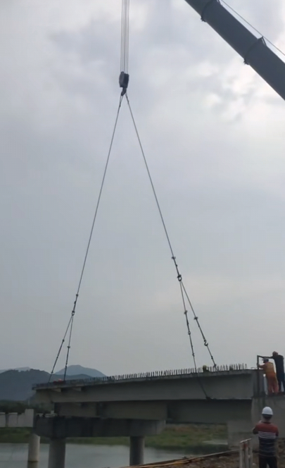 射阳县8-260吨汽车吊租赁 重型机械吊装 日租月租均可