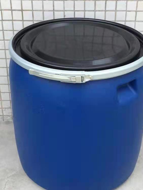 蓝色塑料桶  150升铁箍塑料桶  150公斤化工原料桶   法兰桶厂家供应