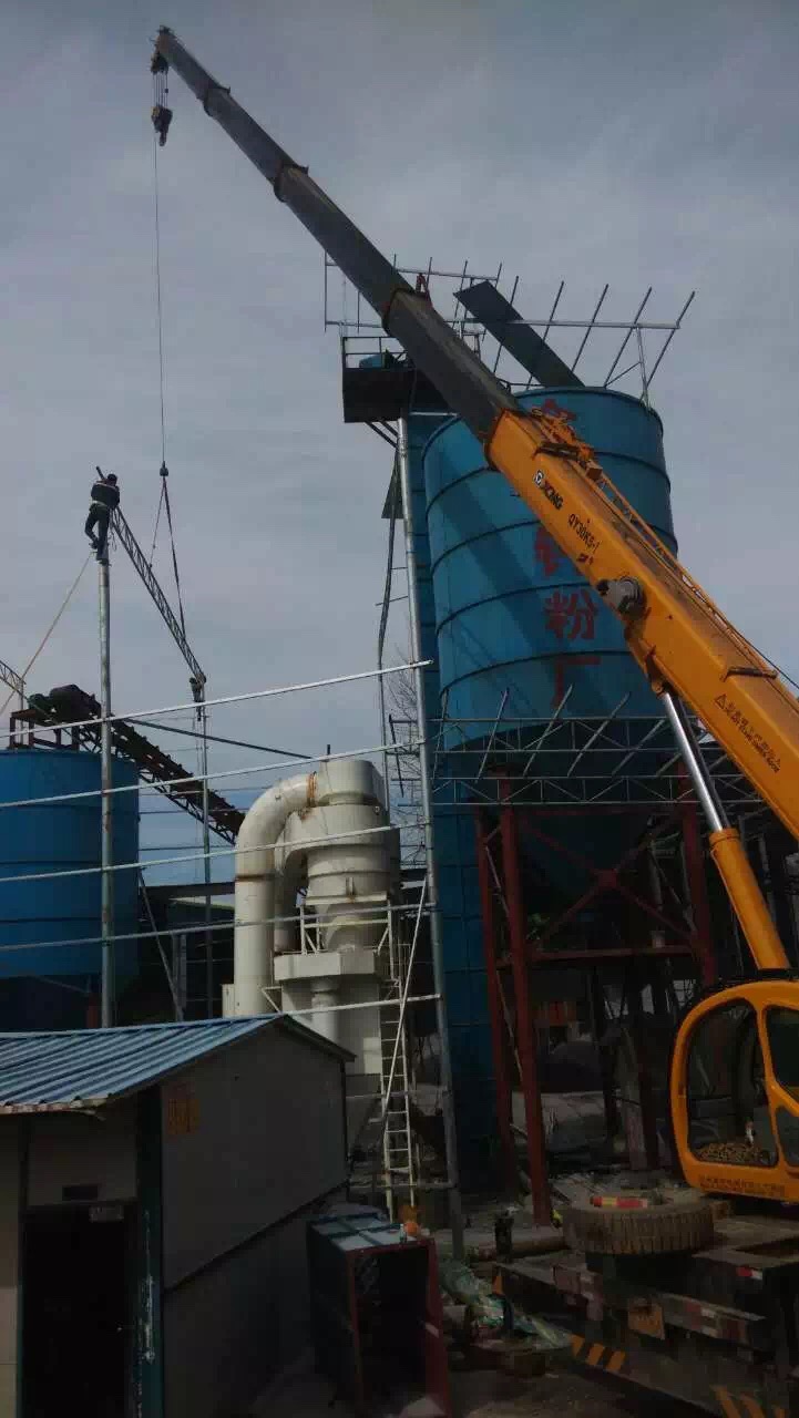 东安县风电吊装安装 8-300吨汽车吊出租 日租月租费用
