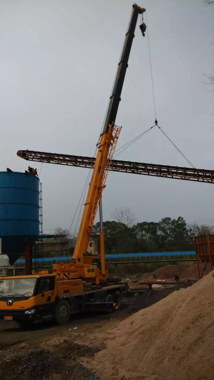 娄星区8-200吨汽车吊租赁 广告牌吊装服务 日租月租费用