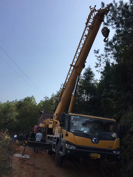 西安区16-300吨吊车租赁 设备吊装运输 收费标准咨询