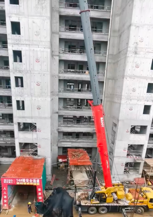 白城市8-200吨吊车租赁 机器设备吊装 设备多出车快