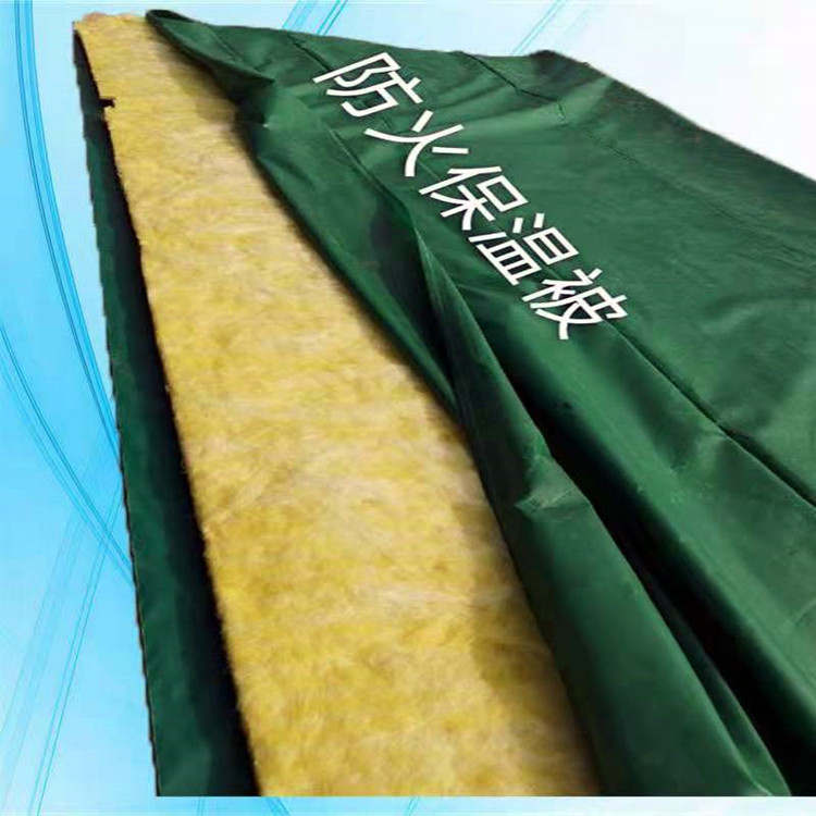 厂家批发保温被布料 无纺布面料工程棉被温室大棚保暖被
