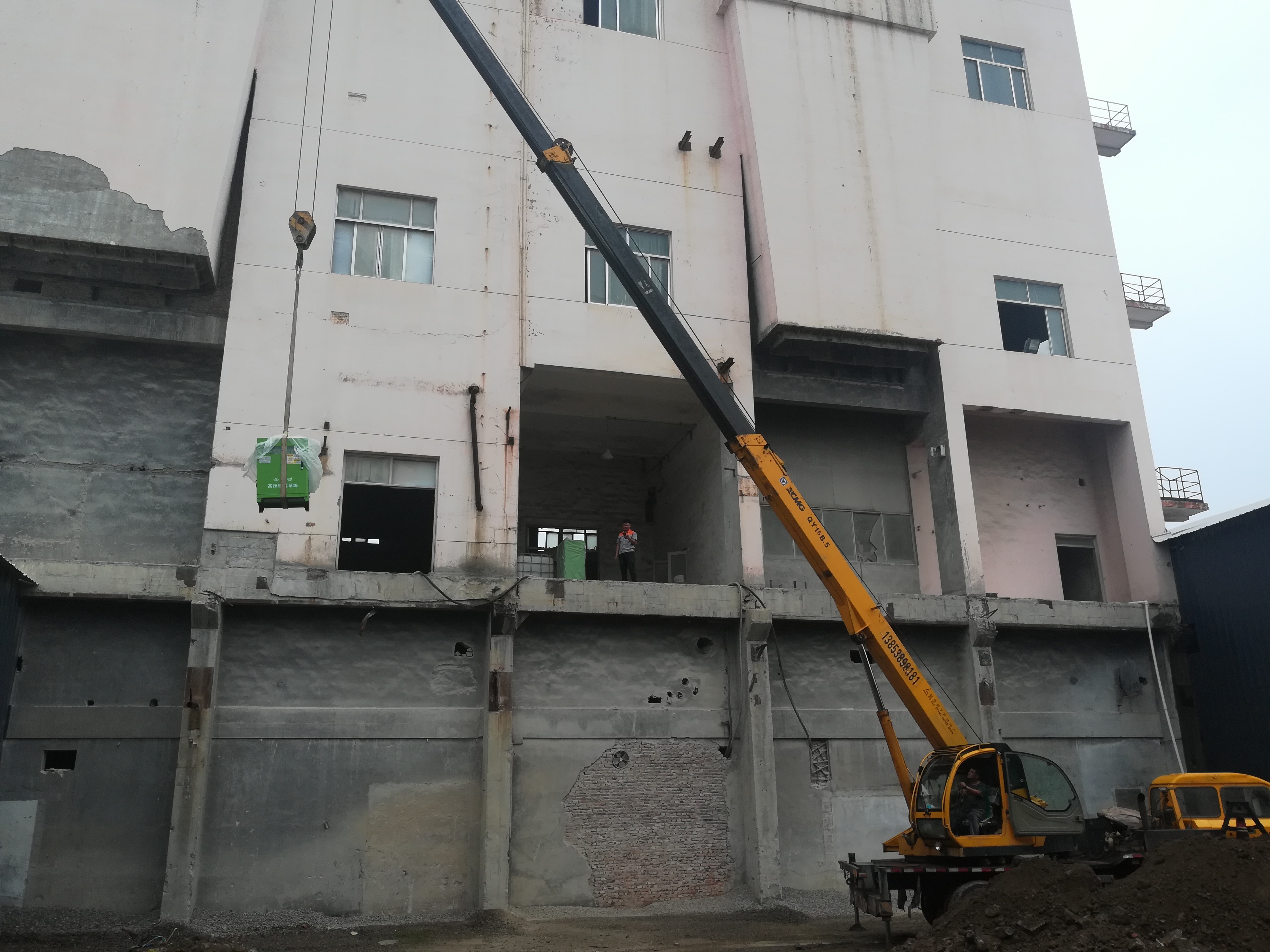 料场喷雾降尘 搅拌站料场喷雾 高压喷雾降尘系统供应商  