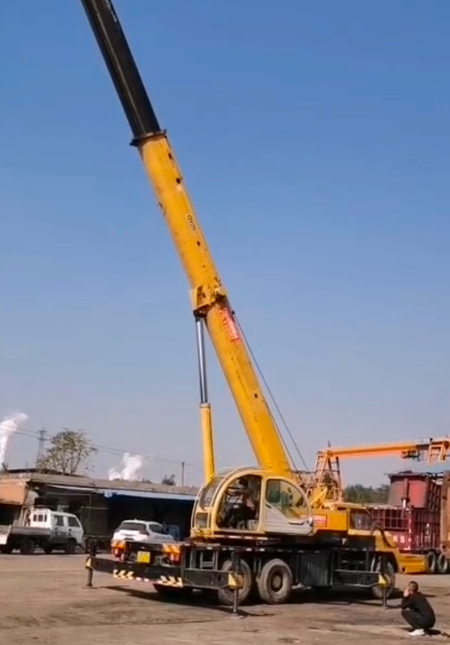 朝阳县16-300吨汽车吊租赁 大型树木吊装 就近安排车