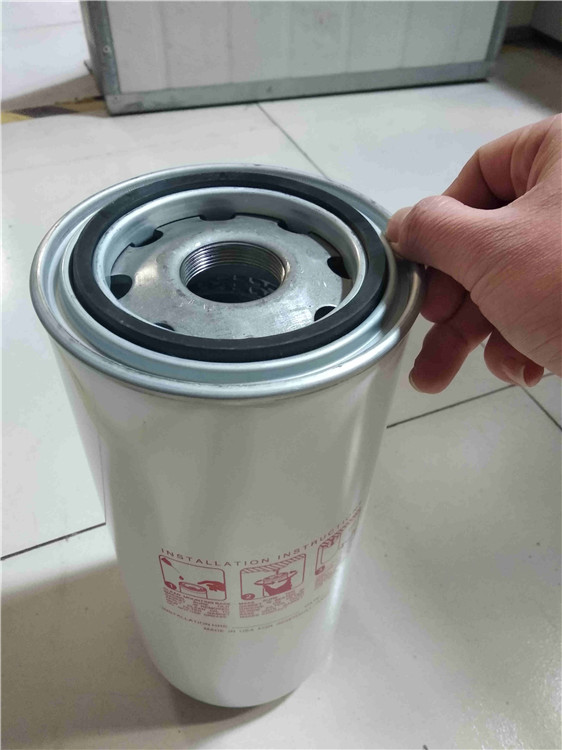 直供2605531450油滤器