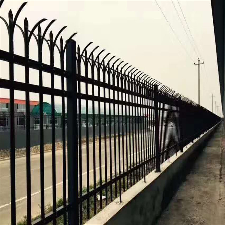 小区用锌钢围墙护栏库存 质量可靠 锌钢栏杆 久皓