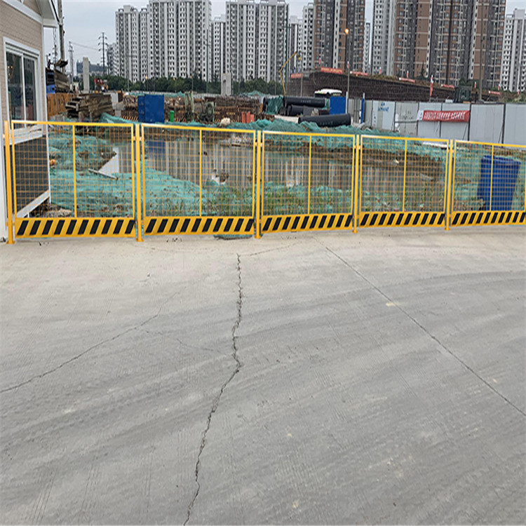 久皓  供应建筑工地防护栏供货商蓝色网片护栏