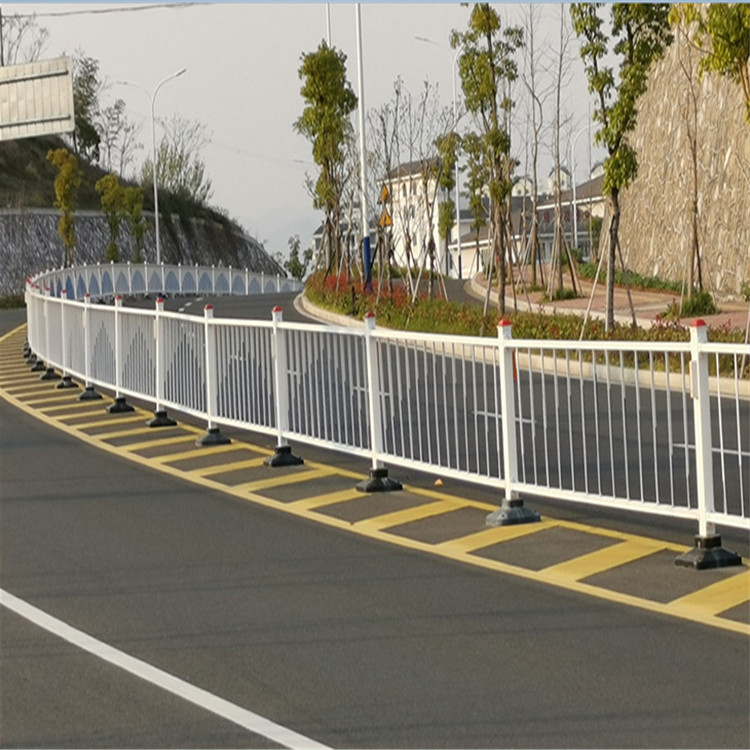 久皓 定制交通分流隔离栏 款式多样市政道路护栏