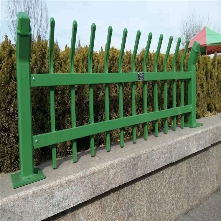 供应围墙护栏价格优惠  久皓道路建设绿化围栏