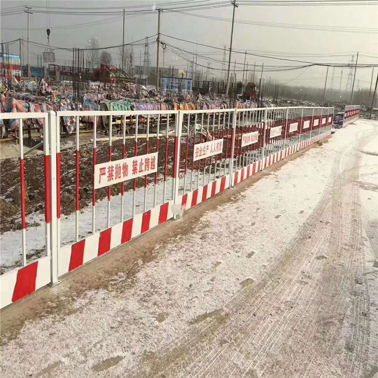 久皓  供应建筑工地防护栏批发商工地铁皮围栏