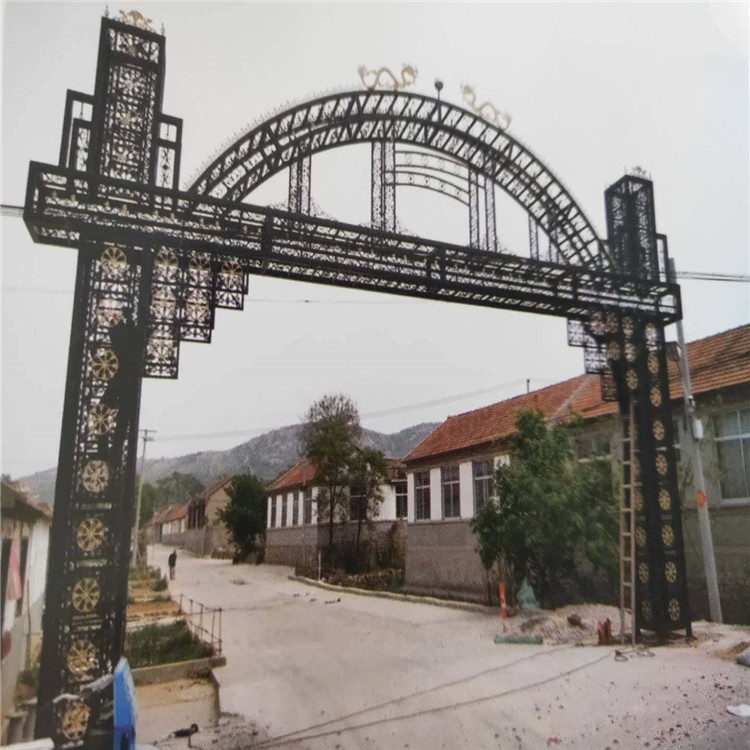 生产厂家隔离铁艺大门  久皓  工地简易铁艺大门安装费用