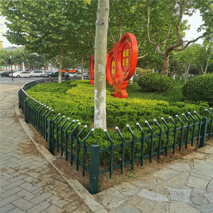 供货商围墙护栏价格  久皓庭院草坪护栏