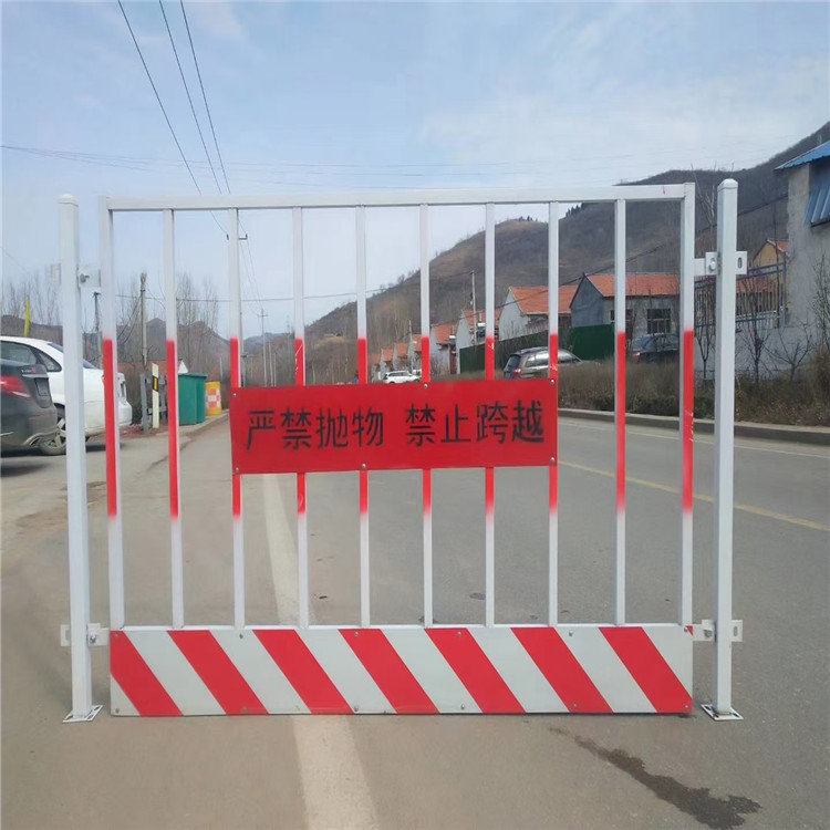 久皓  基坑护栏批发商蓝色网片护栏