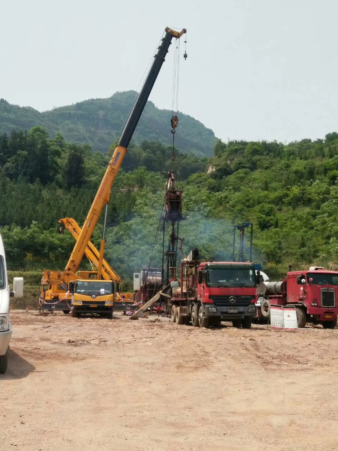漾濞县8-260吨吊车出租报价 大件吊装运输电话 就近安排车