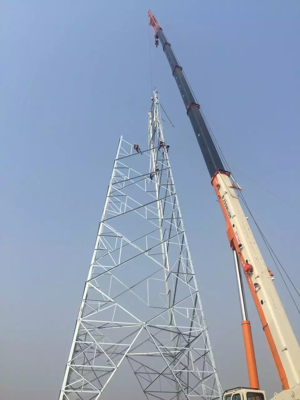 高县吊车出租8-160吨 随车吊租赁公司 就附近安排车