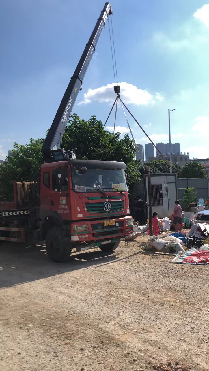西市区8-400吨吊车出租电话 物流货物吊装电话 长租短租报价
