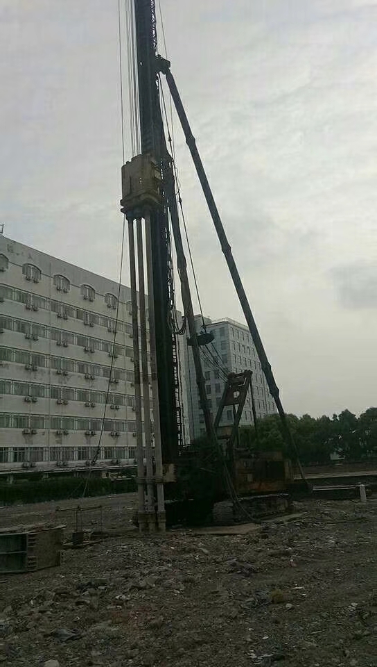 郫县8至100吨吊车租赁 厂房设备吊装电话 就近安排车