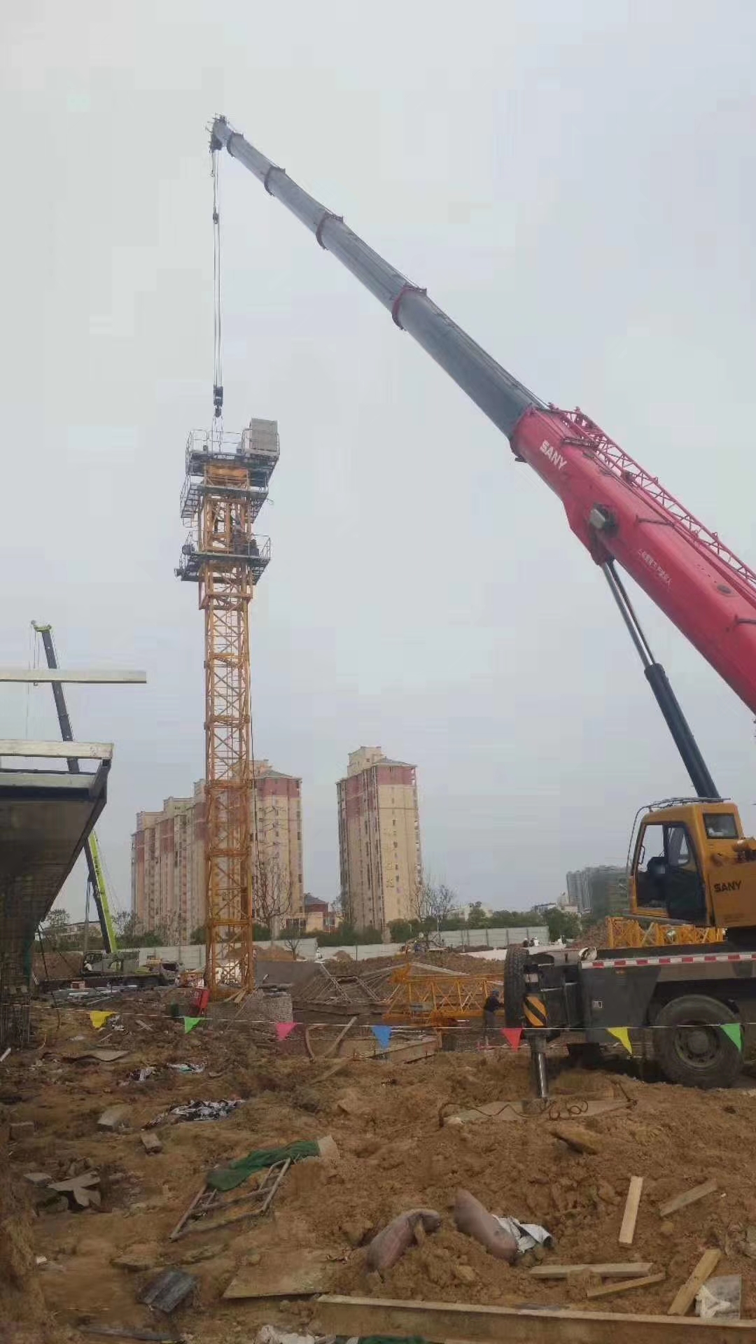 北川县8-70吨吊车出租公司 广告牌吊装服务公司 台班费了解