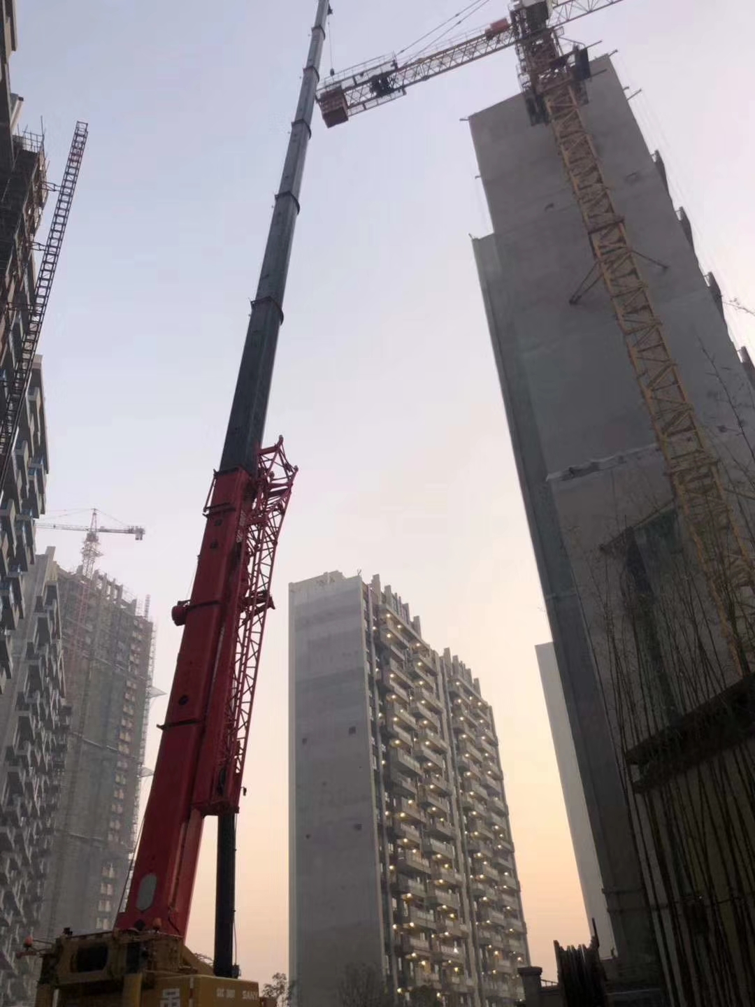 涪城区16-300吨汽车吊租赁 集装箱吊装服务公司 诚信服务