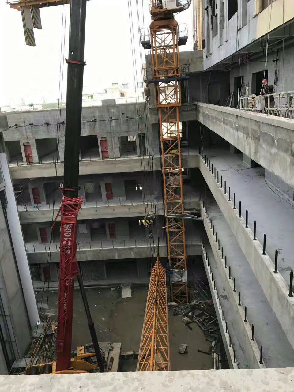 梓潼县16-260吨汽车吊租赁 钢筋吊装倒车服务公司 日租价格实惠