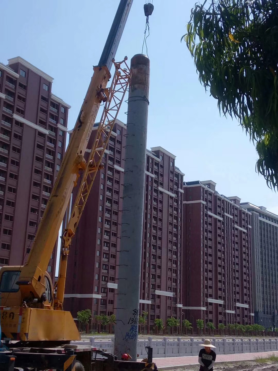 德阳市8-200吨吊车出租公司 树木吊装服务公司 大小吨位均有