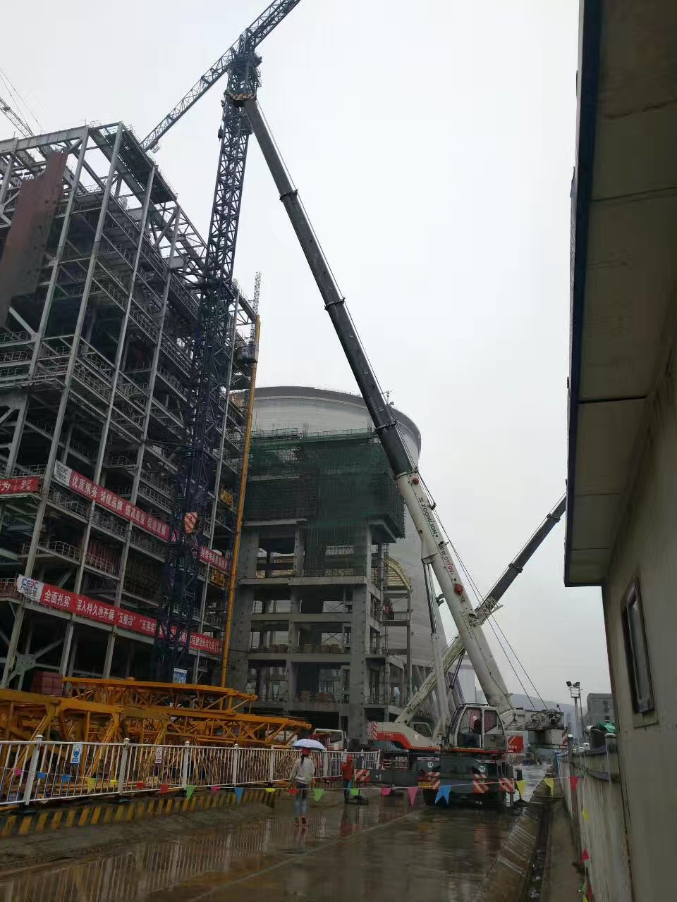 太仆寺旗8-260吨吊车出租报价 设备吊装搬迁 长租短租报价