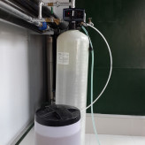 工业钠离子交换软化水设备 全自动软水器 软化水玻璃钢缠绕罐现货销售