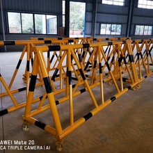 广西南宁拒马护栏厂 学校门口移动拒马 防冲撞护栏 移动挡车挡人围栏 恒烨筛网出品
