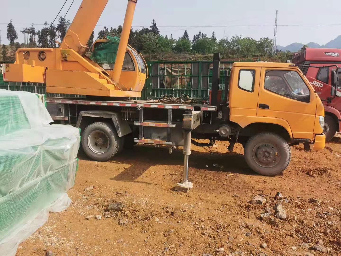 海东地区8-500吨吊车租赁公司 地磅吊装安装 价格实惠