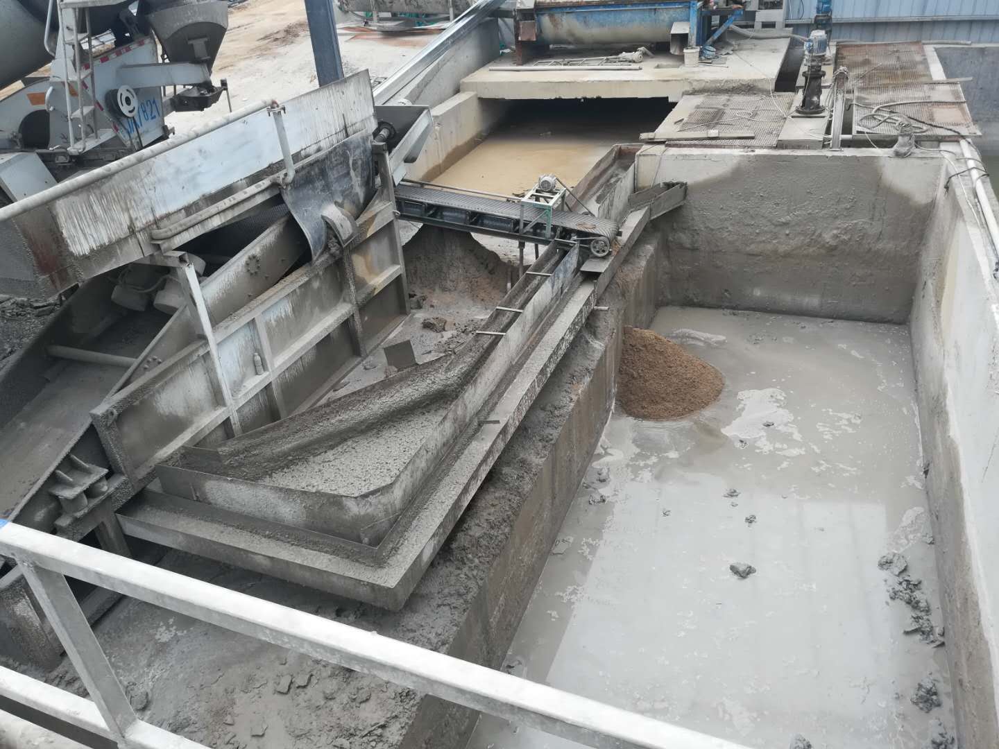 四川宜宾大方量砂石分离机 振动砂石分离机  砂石快速分离 免费提供设计方案
