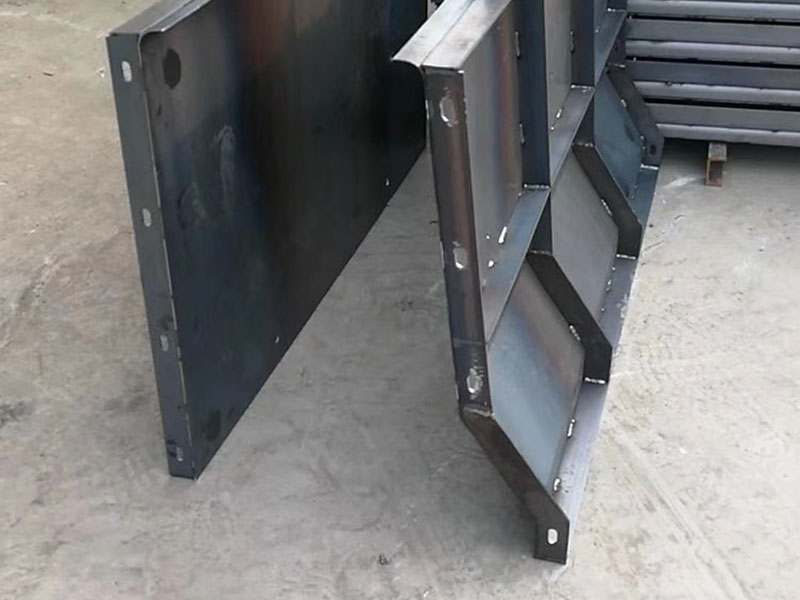 混凝土防撞护栏模具 高速防撞护栏模具厂家