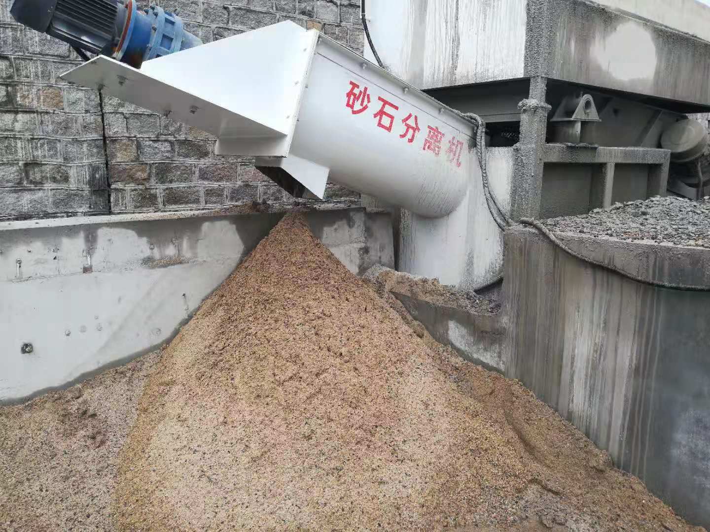 大方量砂石分离机 第四代振动砂石分离机  细砂回收  免费提供设计方案