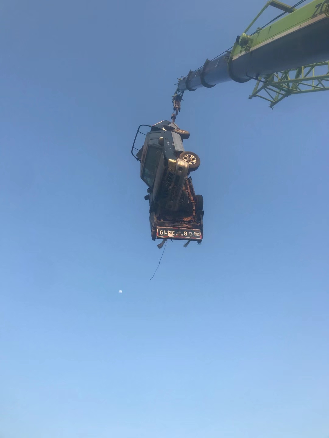 玛沁县8至160吨吊车出租 货物装卸吊装运输价格 施工经验多