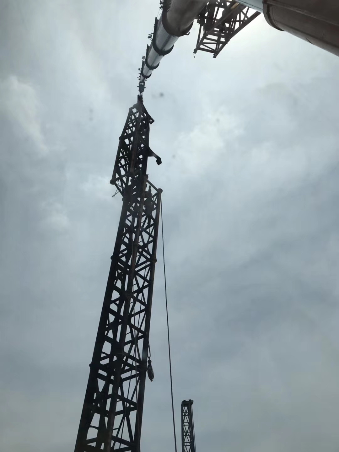 雷波县8-350吨吊车租赁 设备吊装运输公司 价格咨询