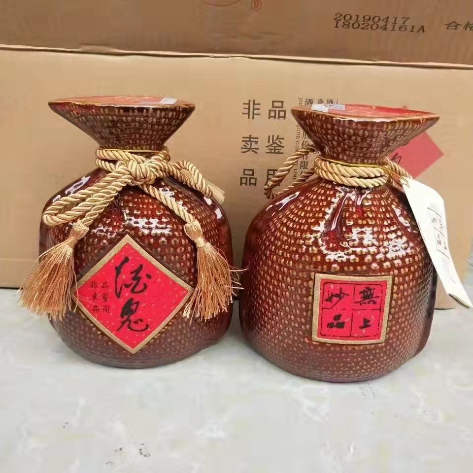 酒鬼黄坛一斤品鉴   52度500ml馥郁香型白酒   郑州批发